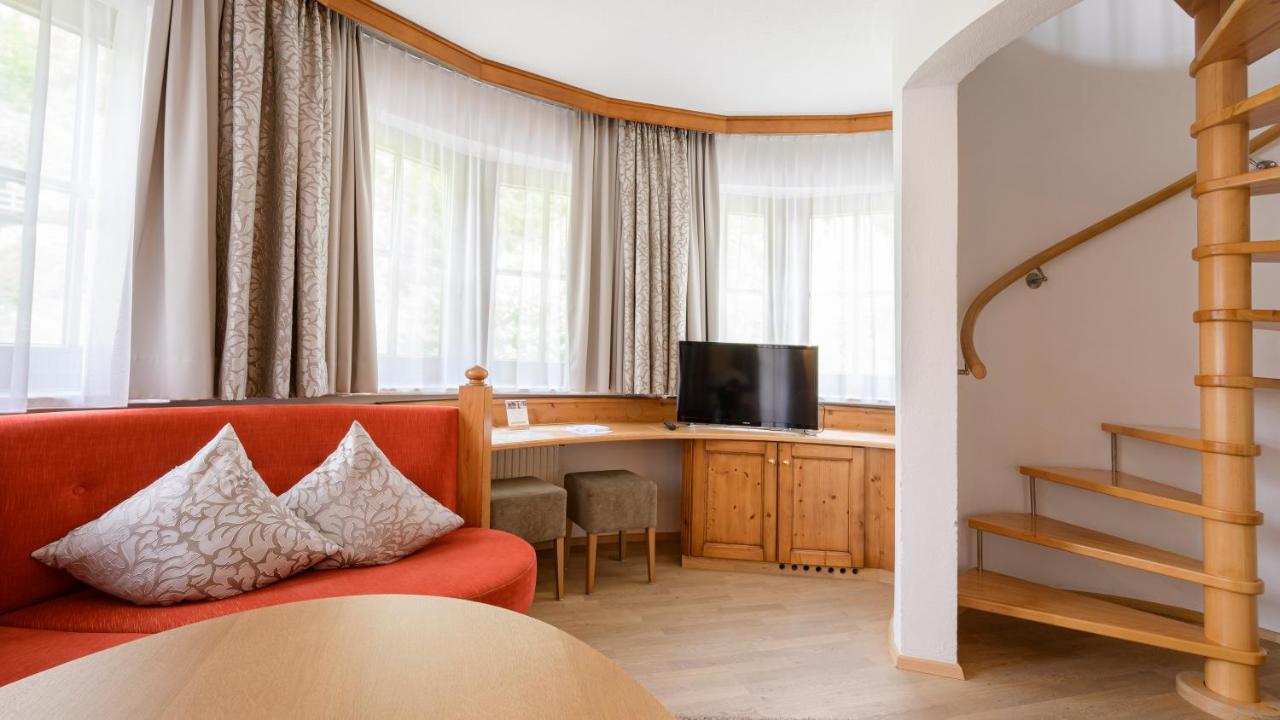 Hotel Garni Castel B&B ايشجل المظهر الخارجي الصورة